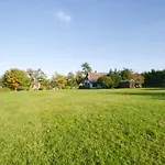 Reetdachhaus Mit Großem Garten Und Kamin * Marlow