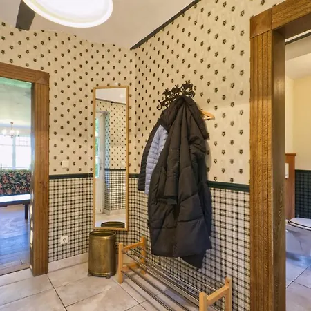 펜션 Reetdachhaus Mit Grossem Garten Und Kamin *